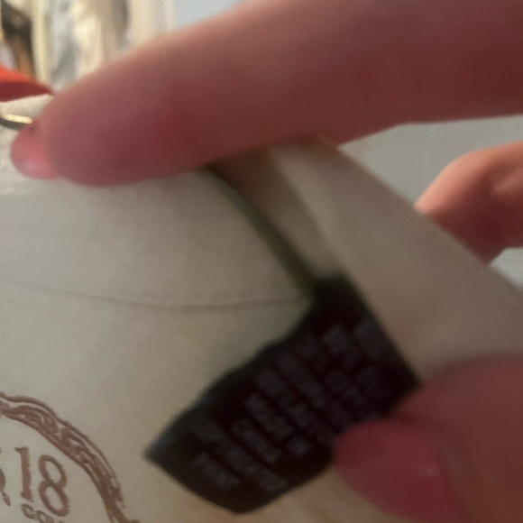 tommy bahama button up shirt with design on back - Picture 3 of 3